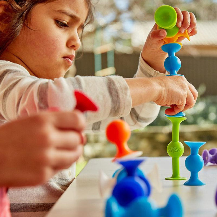 Squigz by Fat Brain Toys